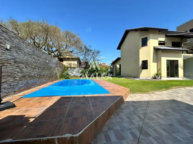 Casa para Locação em Florianópolis / SC no bairro Campeche