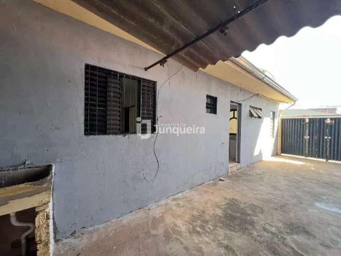 Casa para aluguel, 1 quarto, 1 vaga, Jardim Dona Rosina - Rio das Pedras/SP