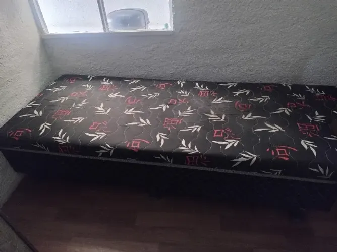 Cama box e colchão