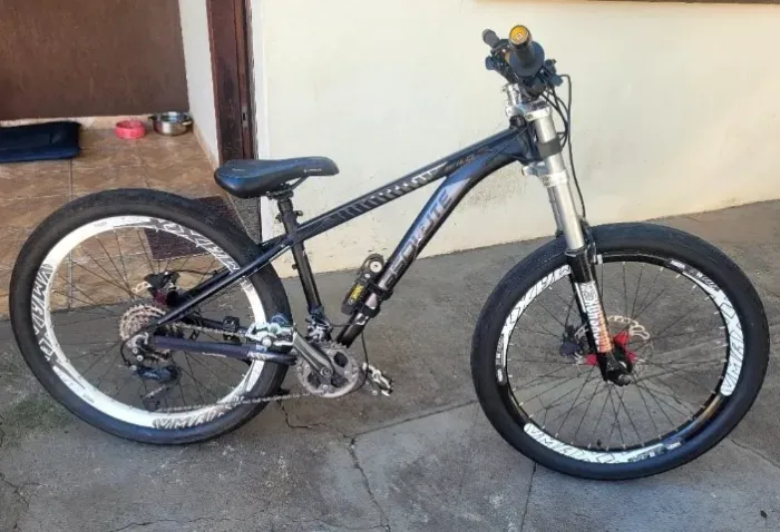 Bike Absolute aro26 quadro 29