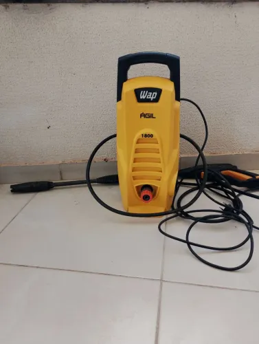 Lavadora alta pressão Wap sem uso lavar carro piso moto