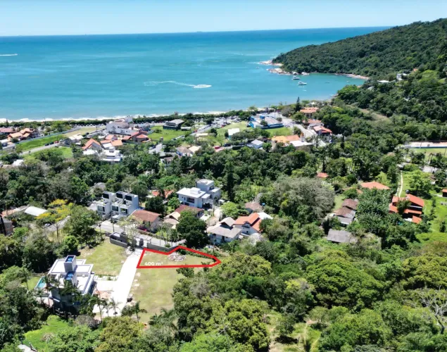 Terreno em condomínio fechado em Taquaras- Interpraias - Balneário Camboriú