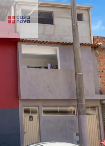 Terreno com Duas Ou Mais Moradias com 118 m² à venda, com 5 casas no Jardim Brasil!