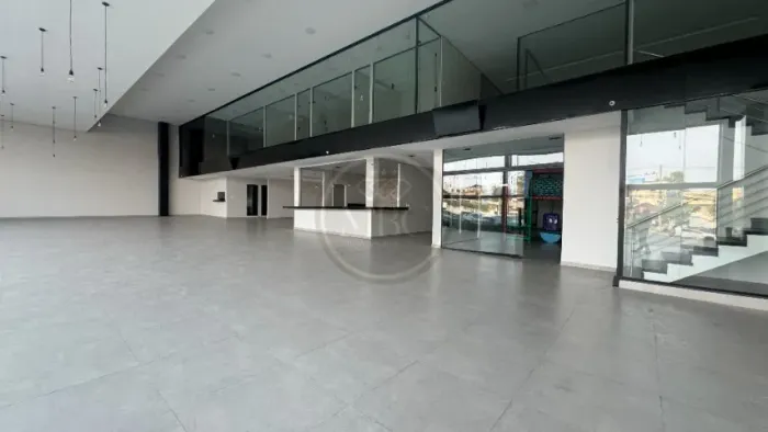 ALUGA-SE PONTO COMERCIAL NA AV. COSME FERREIRA, COROADO, 1.200M2