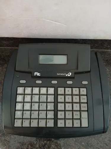 TECLADO FIT
