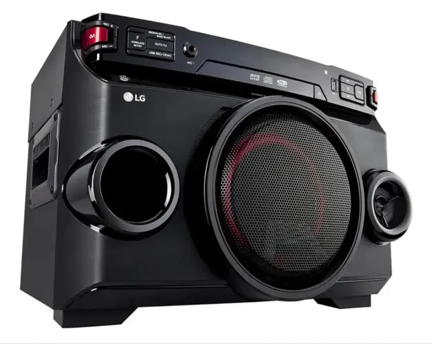 Mini System Torre LG 200W RMS CD, MP3, USB e Bluetooth X Boom Festa OM4560 Bivolt Preto
