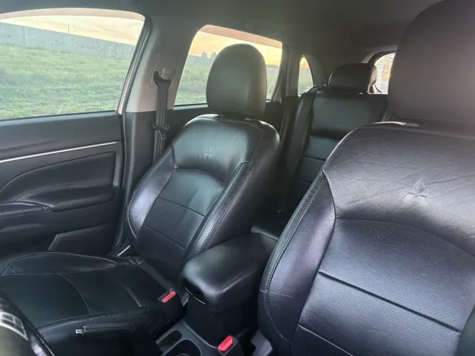 Mitsubishi ASX 2.0 16V 160cv Aut. 2012