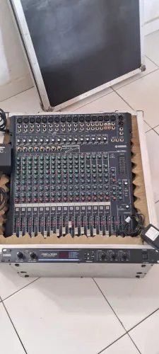 esa yamaha MG 206c semi nova + case