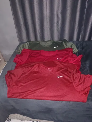 3 camisas NIKE ORIGINAL , tamanho XXL OU GGG , NOVAS ZERADA