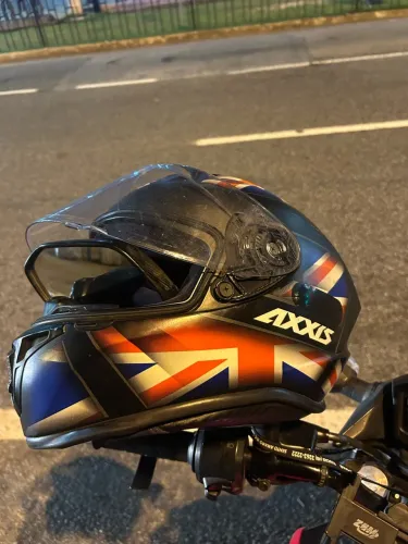 Capacete axxis