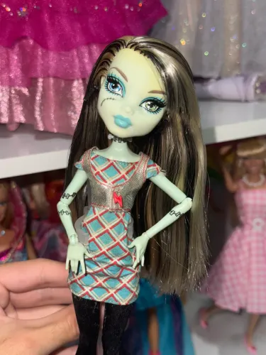 Boneca Monster High Frankie Stein