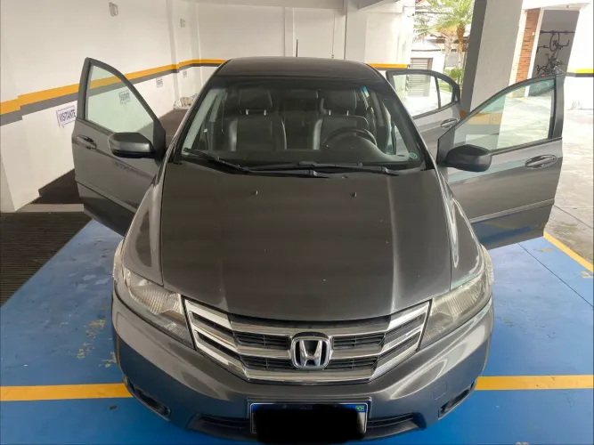 Honda City Sedan LX 1.5 Flex 16V 4P Aut. 2013