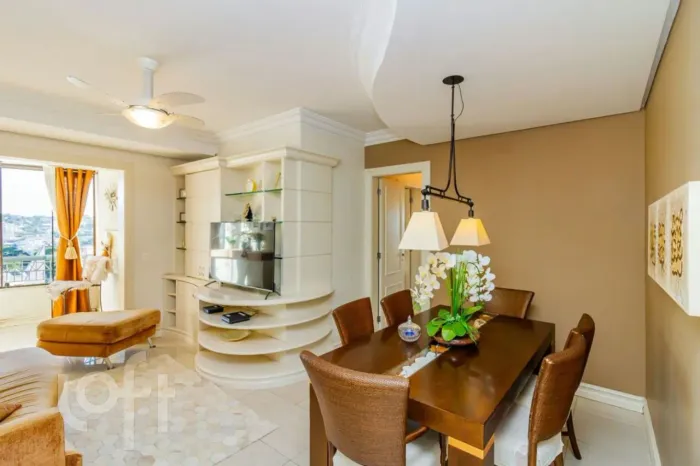 Apartamento à venda em Jardim Botânico com 84 m², 3 quartos, 1 suíte, 2 vagas