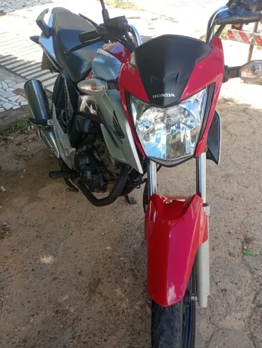 Vendo motocicleta Honda CGtitan 160 único dono!