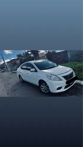 Nissan Versa SL 1.6 16V Flex Fuel 4P Mec. 2013