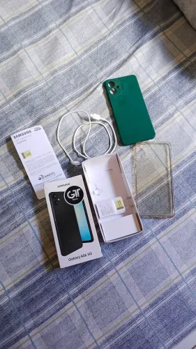 Galaxy A06 5G - Seminovo, ótimo estado!
