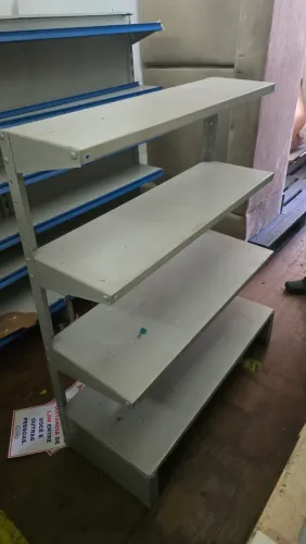Vendo Estante de metal