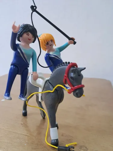 Playmobil - Equilibristas Amazonas e Cavalo