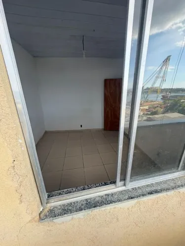 Aluga-se casa na ponta d areia Niterói