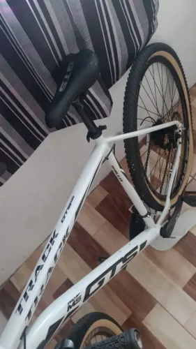 Vendo uma bike muito top, nova!