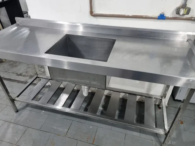 Pia em inox industrial 