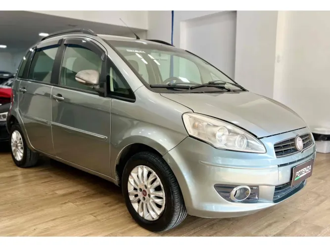 Fiat Idea Attractive 1.4 Fire Flex 8V 5P 2011