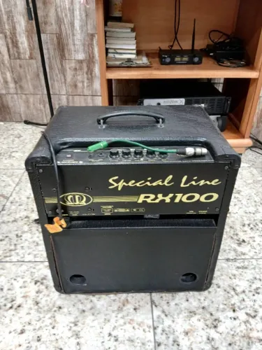 Vendo Amplificador para Contra Baixo, Guitarra Meteoro