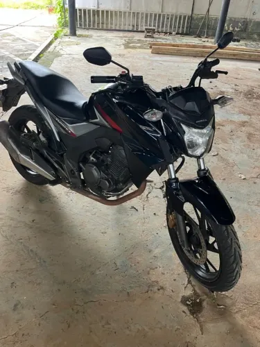 MOTO HONDA CB 250F TWISTER