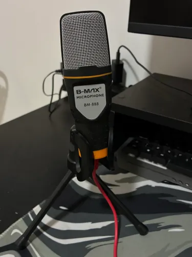 Microfone BM-888 Condensador Profissional - Ótima Qualidade de Áudio