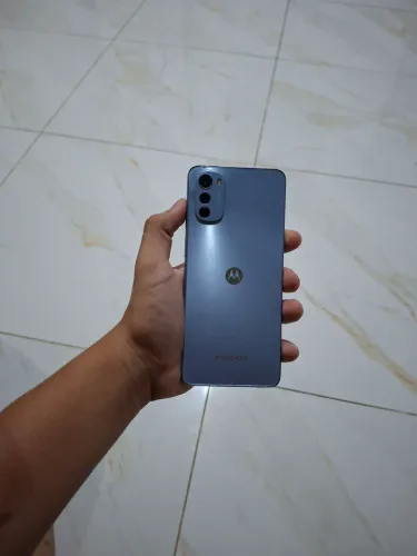 Celular Moto E32