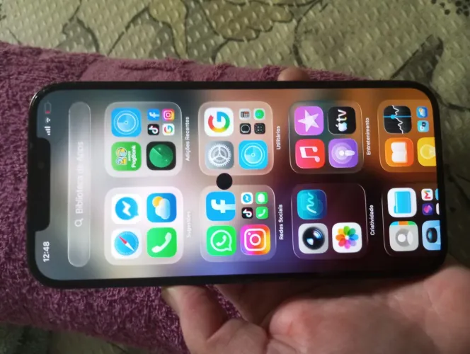 iPhone 12 pro Max 128 gigas face id of bateria e tela trocada tem uma mancha na tela peque