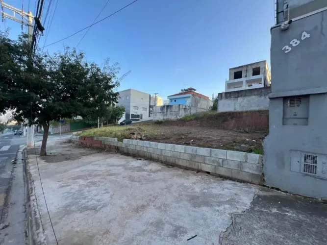 TERRENO PARA LOCAÇÃO!