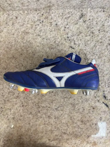 Chuteira Mizuno original