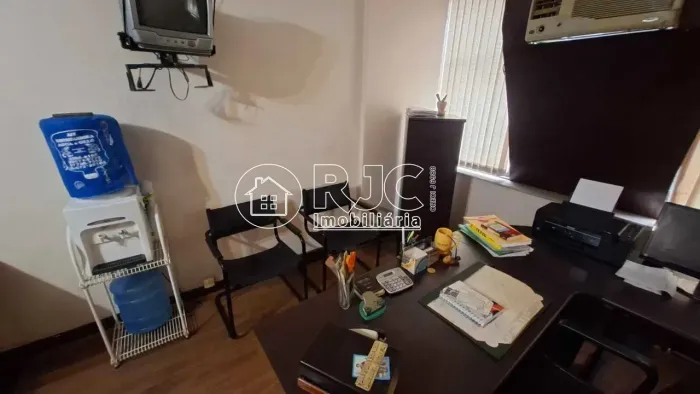 Ponto comercial/Loja/Box para venda possui 30 metros quadrados com 1 quarto