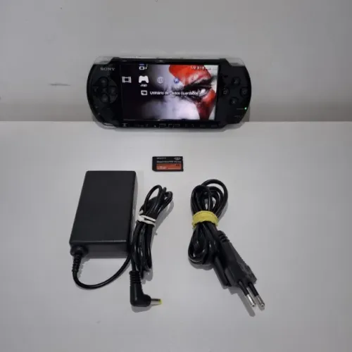 PSP 3001 SLIM DESBLOQUEADO + CARREGADOR + JOGOS + BATERIA !