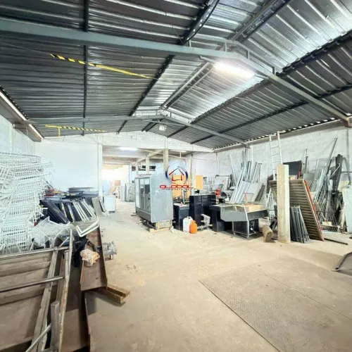 Galpão de 550m² para alugar, Bairro São Francisco - Belo Horizonte/MG