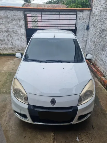 Renault Sandero Privilège Hi-flex 1.6 16V 5P AUT 2013