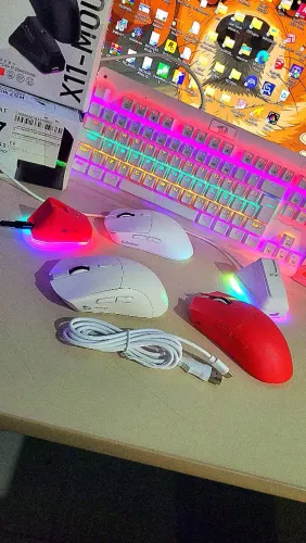 VENDO MOUSES SEM FIO (ATTACK SHARK X11 E RS7)
