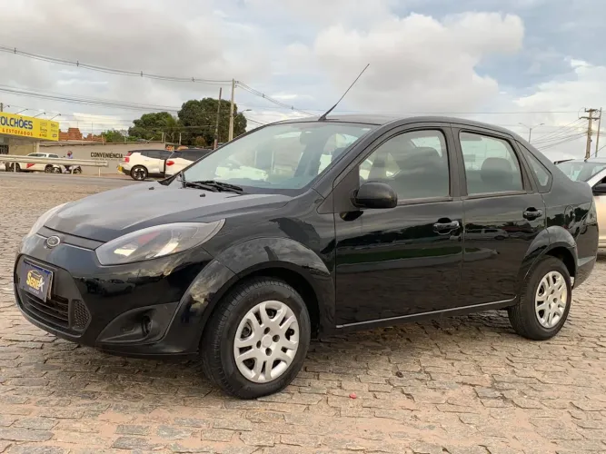 Ford Fiesta Sedan 1.0 8V Flex 4P 2011