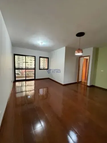 Apartamento à venda, Vila Adyana, por R$ 750 Mil