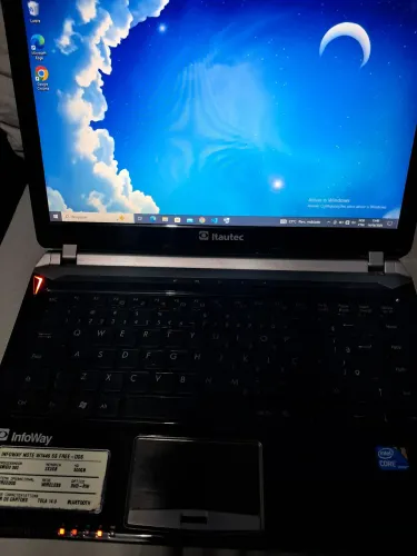 Notebook Itautec InfoWay i3 | 4GB RAM | HD 500GB | Bateria Boa | Leia a Descrição