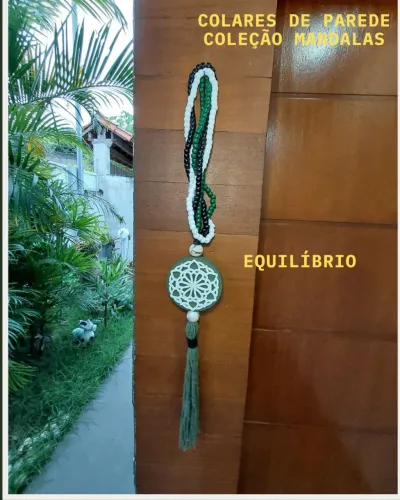 COLAR DECORATIVO DE PAREDE - EQUILÍBRIO - COLEÇÃO MANDALAS