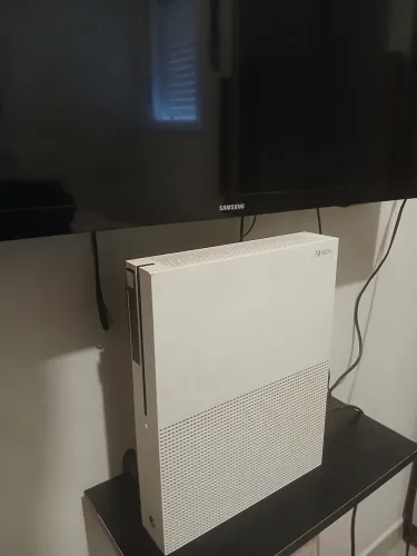 Troco itens por videogame, dependendo dou volta