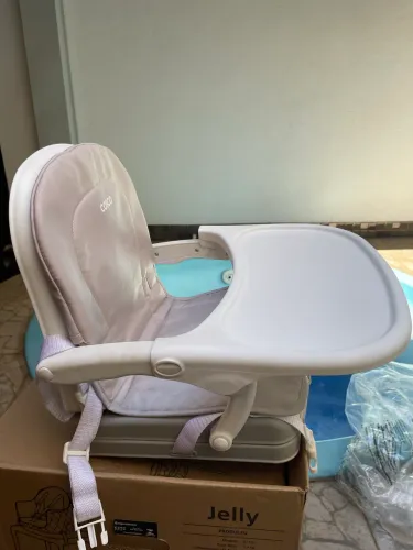 Cadeirinha de alimentação 