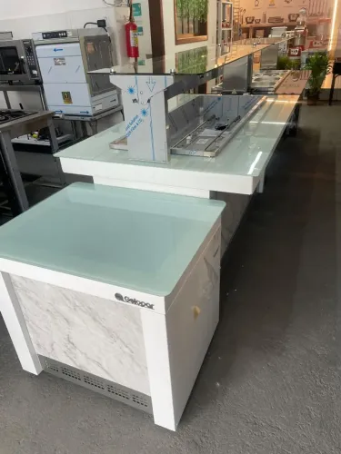MB BUFFET TERMICO 2M GELOPAR C/ MODULO DE PRATOS