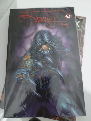 Revista the darkness Depths of Hell