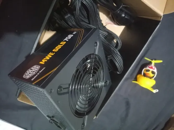 Fonte Cooler Master Mwe Gold 750 V3, 750w, Atx 3.1, 80 Plus GOLD