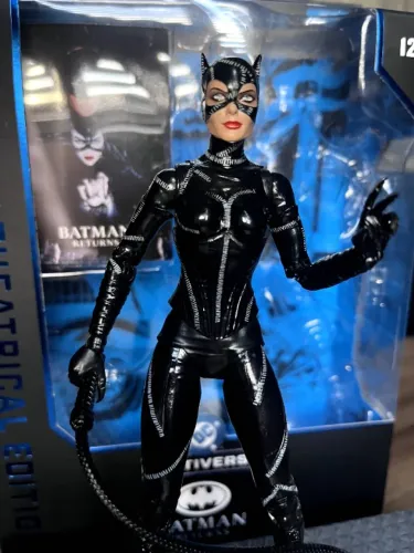 catwoman mcfarlane - mulher gato