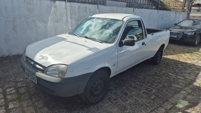 Ford Courier 1.6 L/ 1.6 Flex 2012