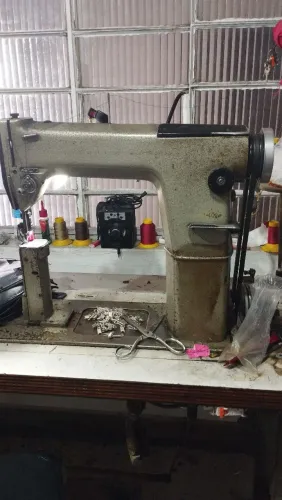 MÁQUINA COSTURA INDUSTRIAL DE COLUNA